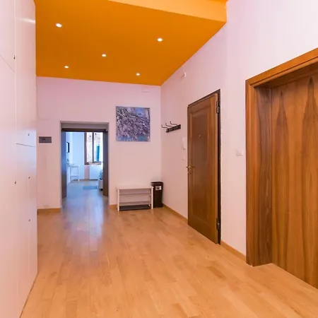 S & L House * Wenecja