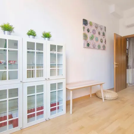 Apartmán S & L House *